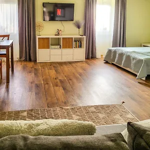 Mi Casa Vendeghaz - Apartment